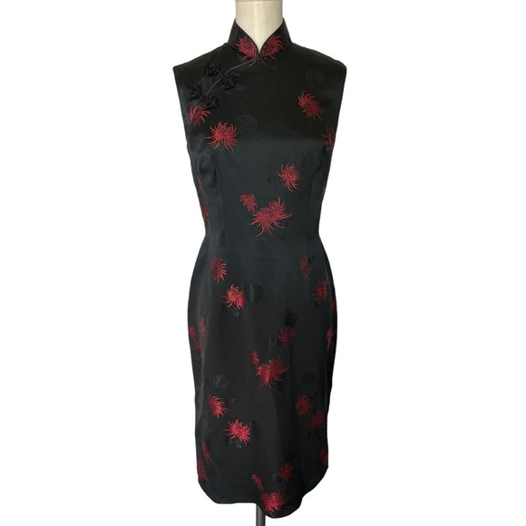Vintage Silky Black and Red Asian Cheongsam Qipao Dress Symbol Floral Jacquard - Picture 2 of 7
